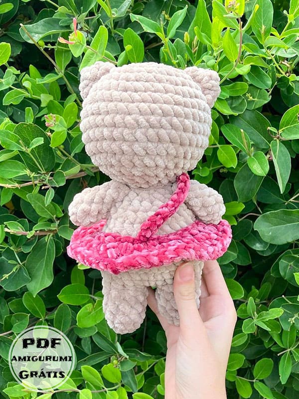 Adorável Pelúcia Gato Amigurumi Receita Grátis em PDF